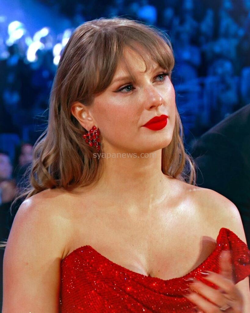 Taylor Swift
